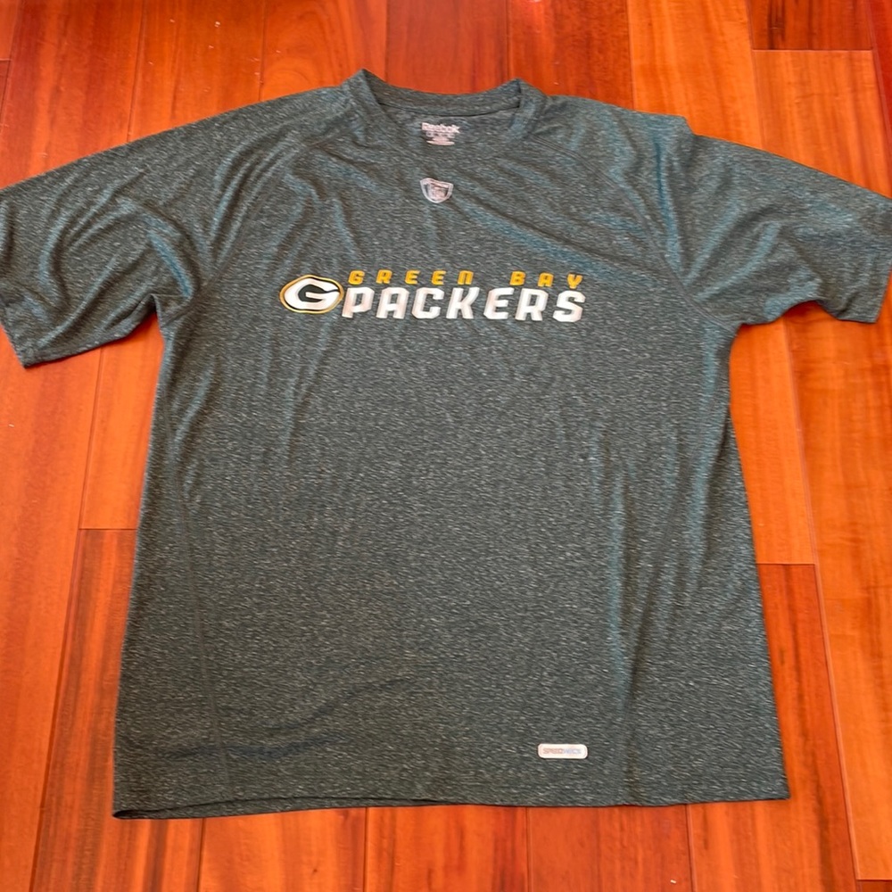 REEBOK GREEN BAY PACKERS SHIRT